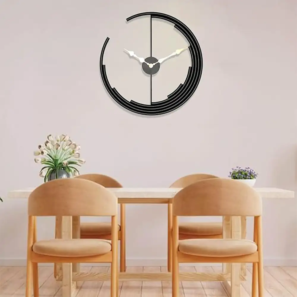 ساعت دیواری مدرن مدل Moon کد ۷۱۱